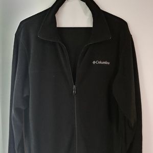 Black Polyester Columbia sweater